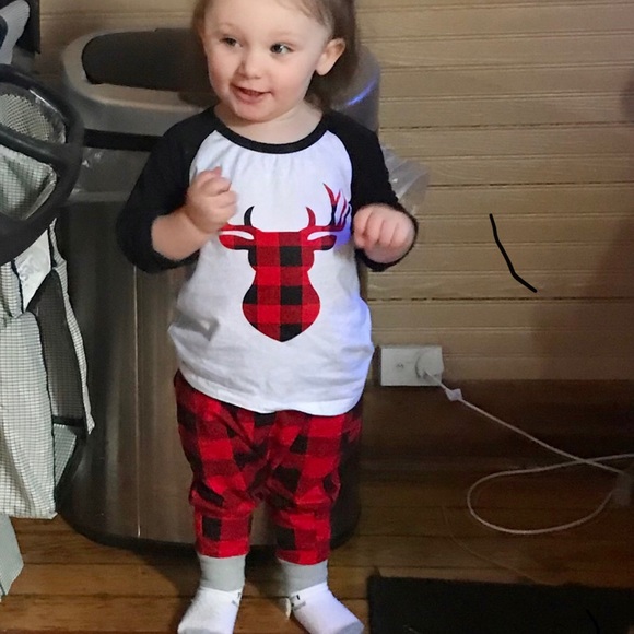 NWT little flannel pajamas boys or girls - Picture 2 of 8